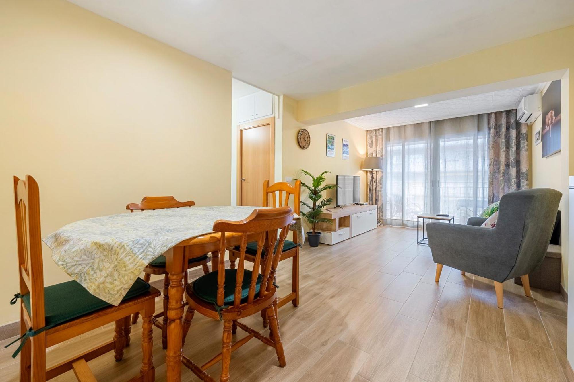 Hauzify I Apartament Van Gogh Salou Exterior photo